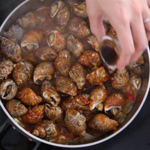 Cách làm ốc xào cay
