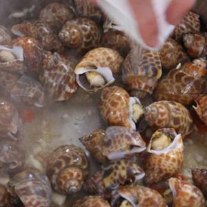 Cách làm ốc xào cay