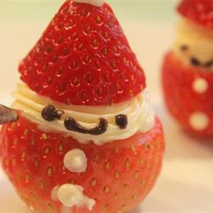 Cách làm ông già Noel bằng dâu tây