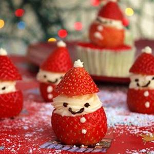 Cách làm ông già Noel bằng dâu tây