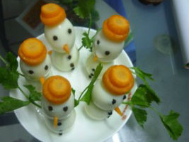 Ông già tuyết trứng