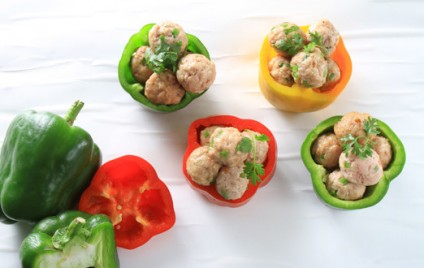 Ớt chuông nhồi cá basa hấp