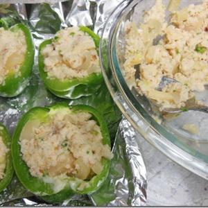 Cách làm ớt chuông nhồi mực củ sen