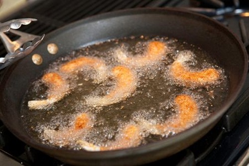 Ớt chuông nhồi phô mai trứng  món ngon chào buổi sáng