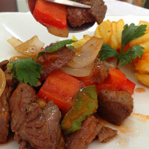 Cách làm ớt chuông xào thịt bò