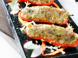 Ớt Đà Lạt nhồi bò đút lò