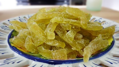 Pancake ăn kèm mứt dâu tây cho bữa sáng tuyệt ngon