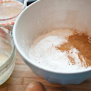 Cách làm pancake quế