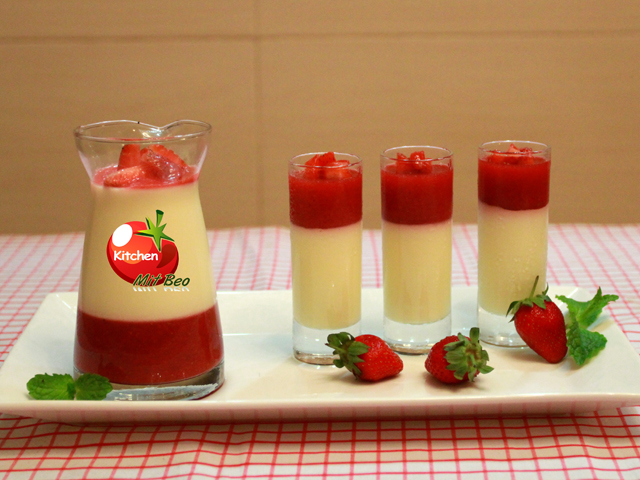 Panna cotta dâu tây