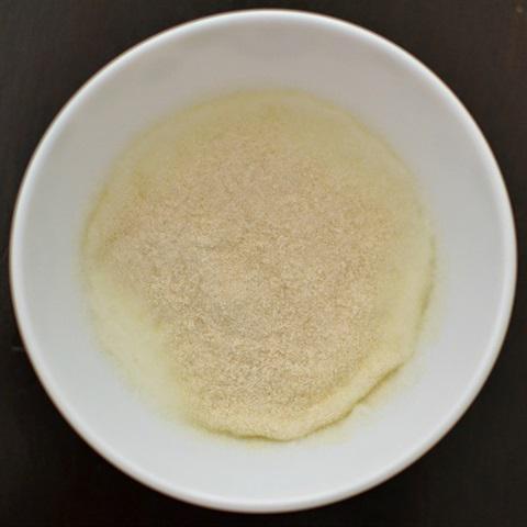 Cách làm pannacotta dâu tây trà xanh