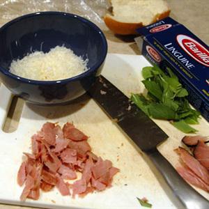 Cách làm pasta bạc hà thanh mát