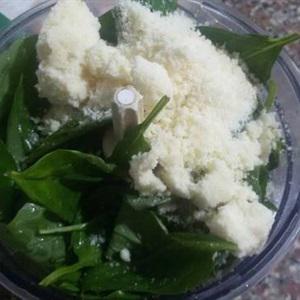Cách làm pasta pesto