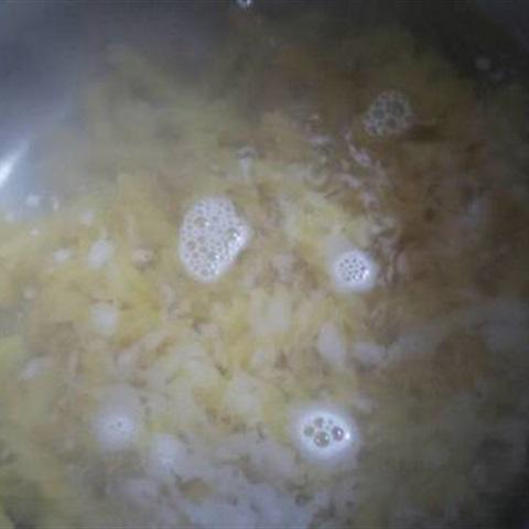 Cách làm pasta pesto