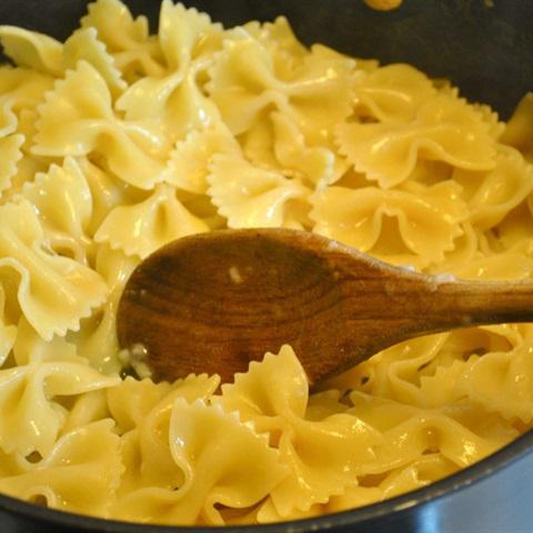 Cách làm pasta sốt bí đỏ