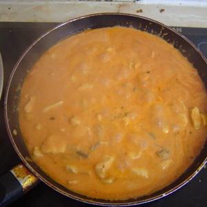 Cách làm pasta sốt thịt gà