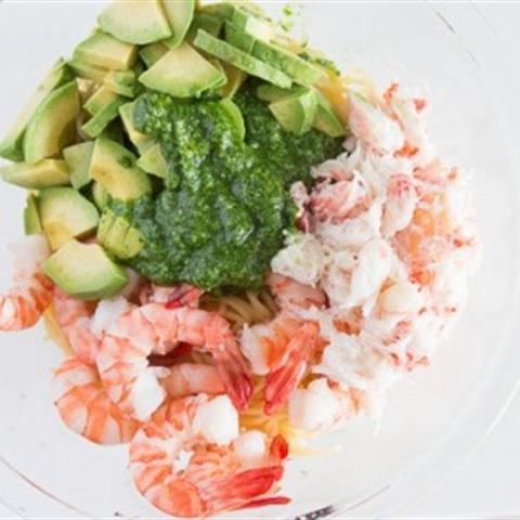Cách làm pasta sốt tôm bơ