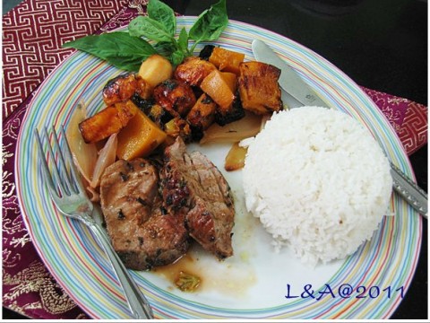 Phi-lê bò nướng rau củ