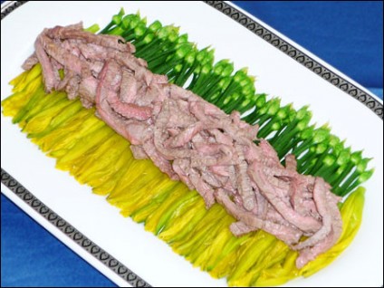 Phi-lê thịt bò hấp hoa