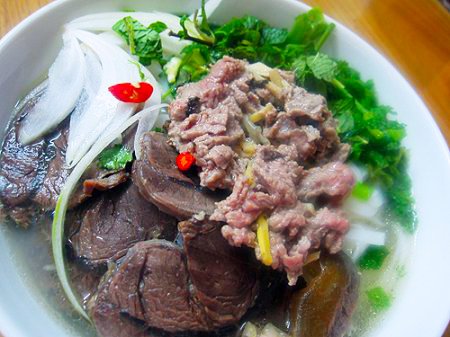 Phở bò: Ngon-bổ-rẻ