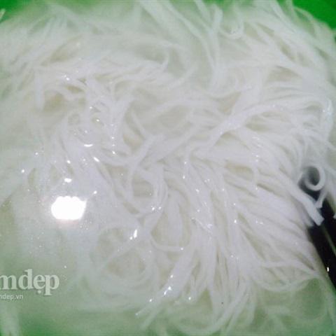 Cách làm phở bò tái gầu