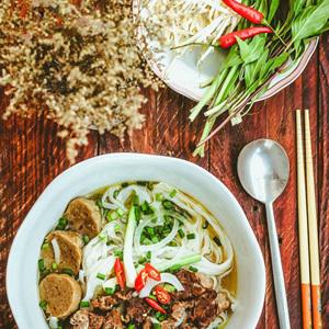 Cách làm phở bò viên