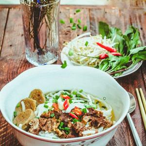 Cách làm phở bò viên