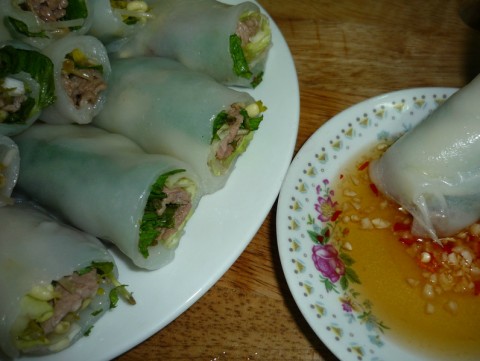 Phở cuốn tráng chảo
