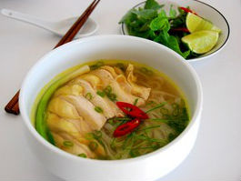 Phở gà