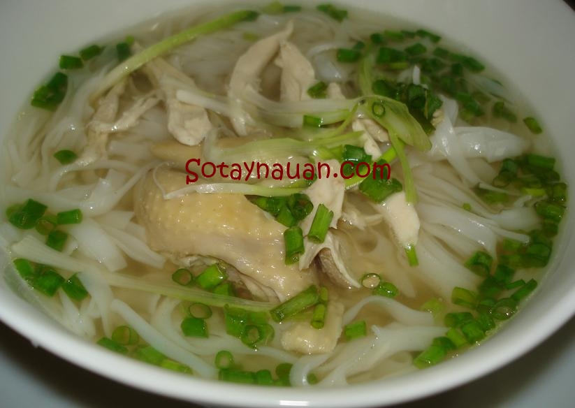 Phở gà thơm ngon chống ngán cho ngày Tết