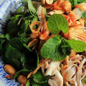 Cách làm phở gà xé trộn