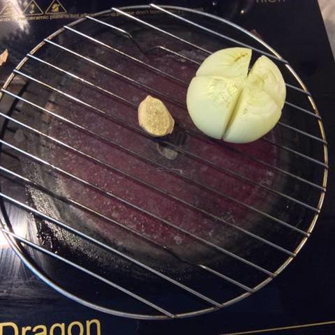 Cách làm phở gạo lứt thịt bò