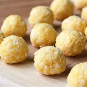 Cách làm phô mai viên chiên