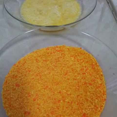 Cách làm phô mai xúc xích cuộn