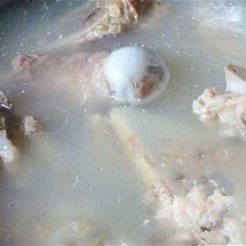 Cách làm phở thịt bò tái