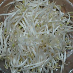 Cách làm phở thịt gà trộn