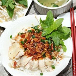 Cách làm phở thịt gà trộn