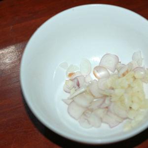 Cách làm phở xào chua ngọt