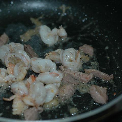 Cách làm phở xào chua ngọt