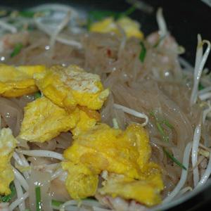 Cách làm phở xào chua ngọt