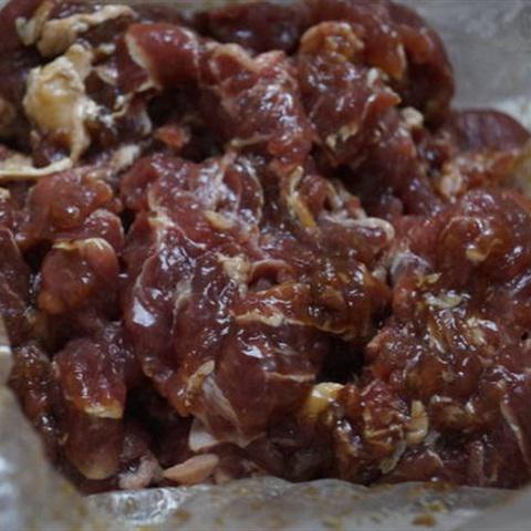 Cách làm phở xào hành tây thịt bò