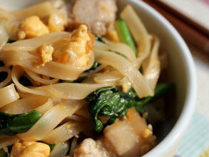 Phở xào kiểu Thái