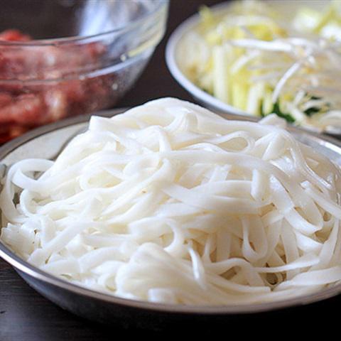 Cách làm phở xào với thịt bò