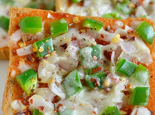 Pizza bánh mì chỉ mất 10 phút cho bữa sáng