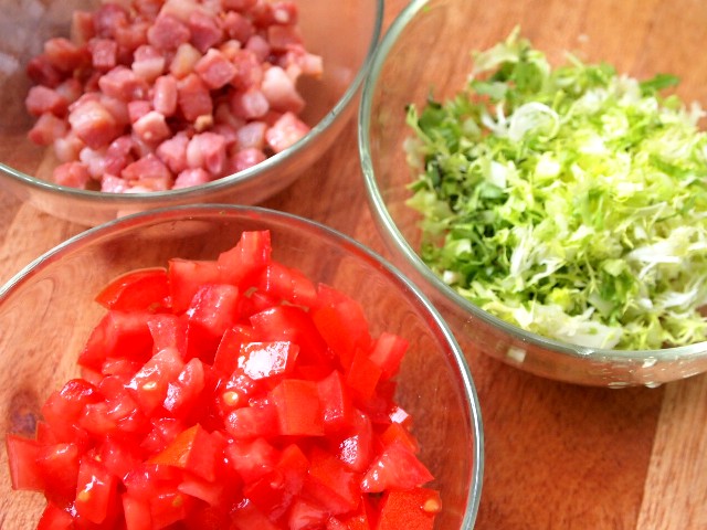 Pizza đậu phụ cho bữa sáng lạ miệng