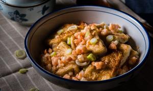 Pizza dứa thịt bò đơn giản dễ làm ngon như ngoài hàng