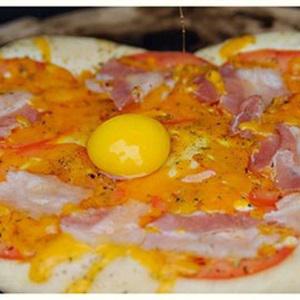 Cách làm pizza thịt xông khói