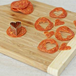 Cách làm pizza trái tim