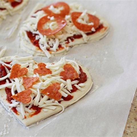 Cách làm pizza trái tim