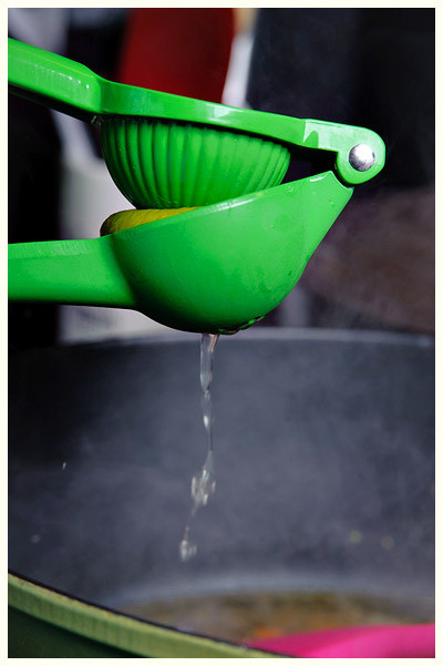 Pudding sữa hấp hoa quả vị hoa hồng