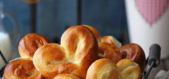 Qùa tặng người ấy bằng món bánh ngọt trái tim tự làm dễ thương